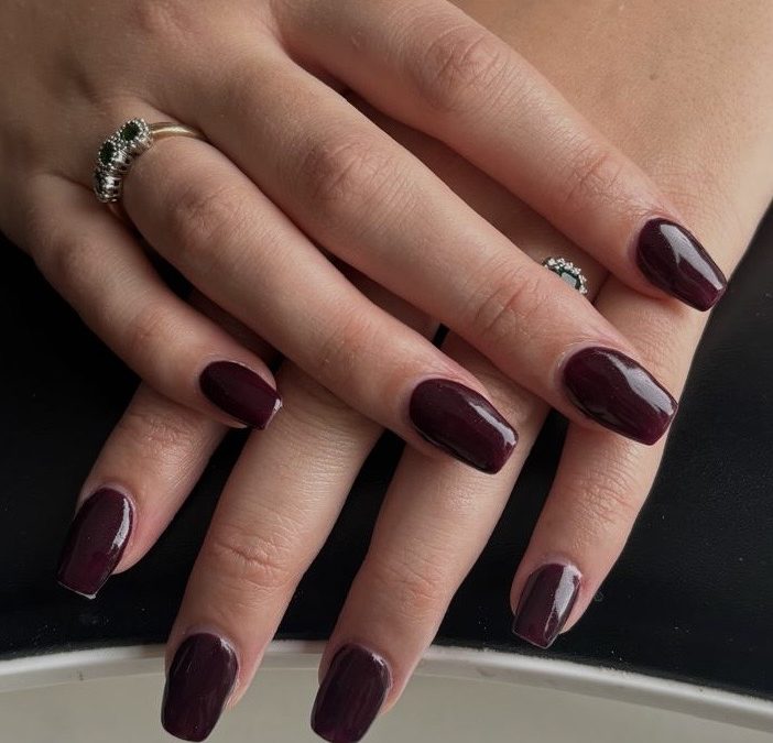 Christmas Party Nails 2026: What’s Trending in Chelmsford